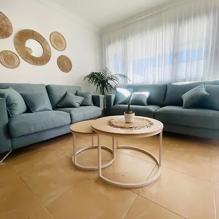 Puerto Del Carmen, Casa Chinijos بويرتو ذيل كارمين